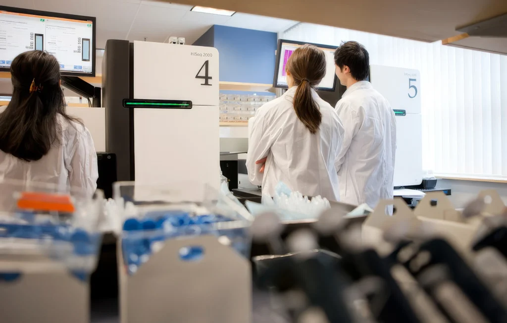 GSC-DNA-Sequencer-The DNA sequencing laboratory is outfitted with 14 Illumina HiSeq 2000_2500 sequencers- credit BCGSC DNA Sequencer